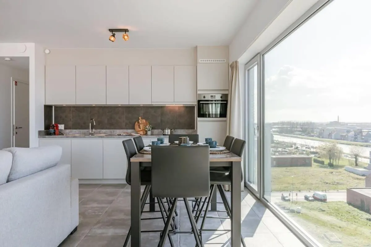 Huswell - Bright Apartment With Seaview Bredene Belgium