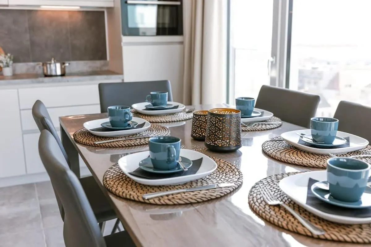 Huswell - Bright Apartment With Seaview Bredene